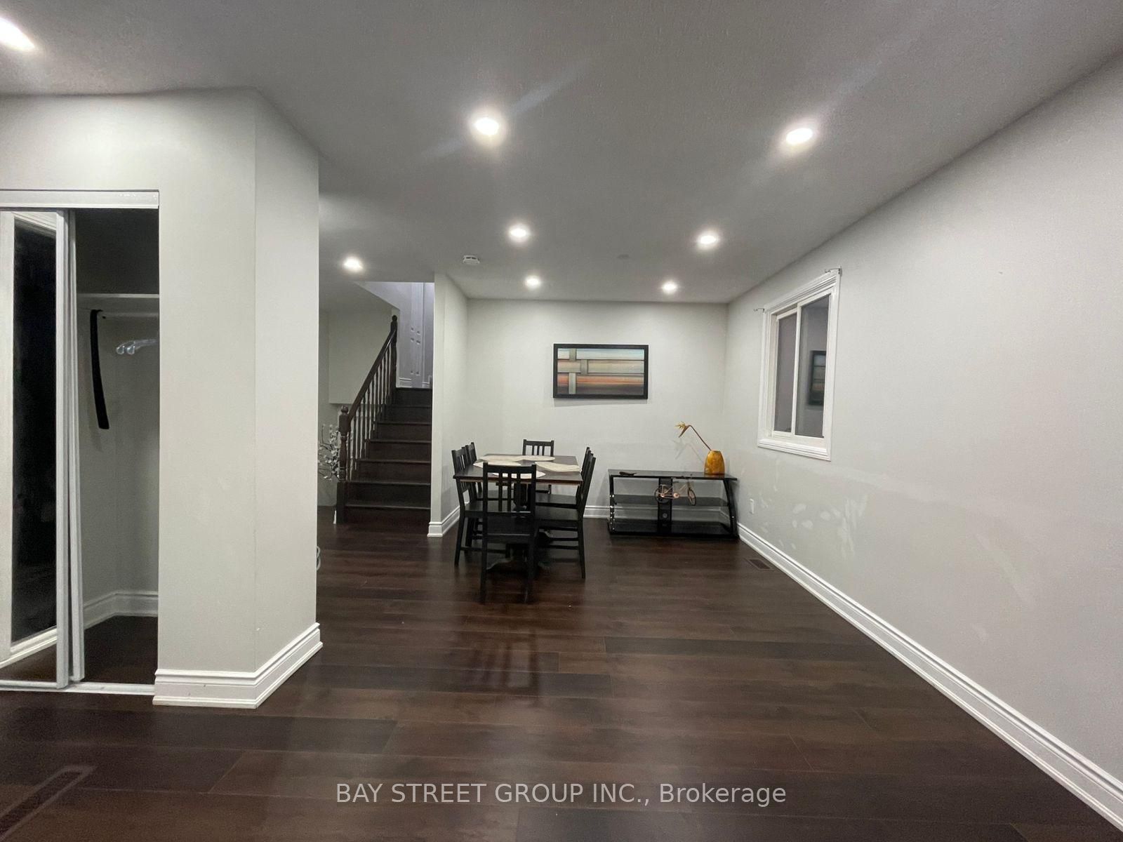 11 Drakes Drive, Hamilton, ON, L8E 4G4 photo 5