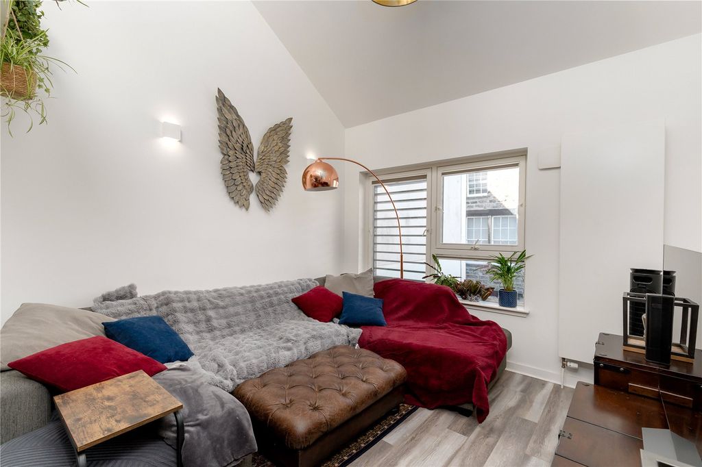 Additional image 7 of 2 bed terraced house for saleBroughton Street Lane, New Town, Edinburgh, Midlothian EH1