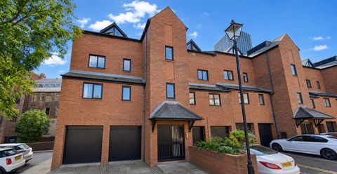 Blackfriars Court, Newcastle Upon Tyne NE1