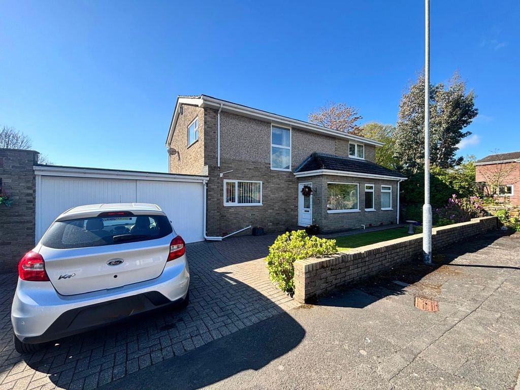 5 bed detached house for saleThe Demesne, Ashington NE63