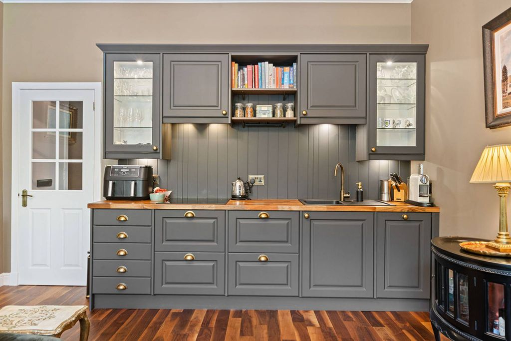 Additional image 6 of 2 bed flat for saleKing's Stables Road, Old Town, Edinburgh EH1