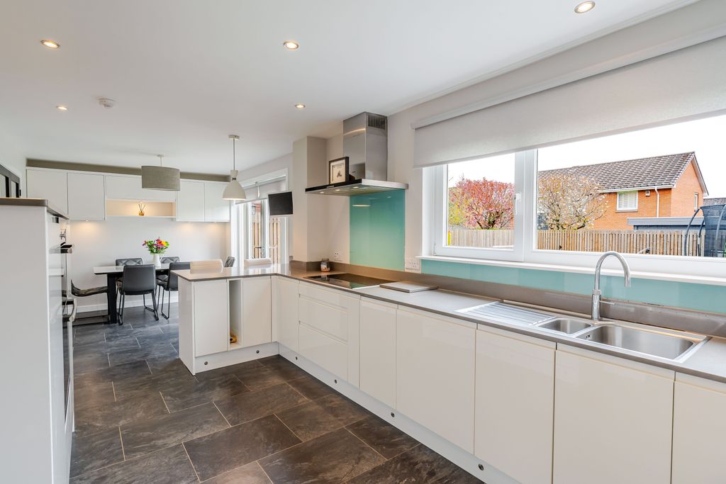 Additional image 8 of 4 bed detached house for sale16 Newmills Road, Balerno, Edinburgh EH14