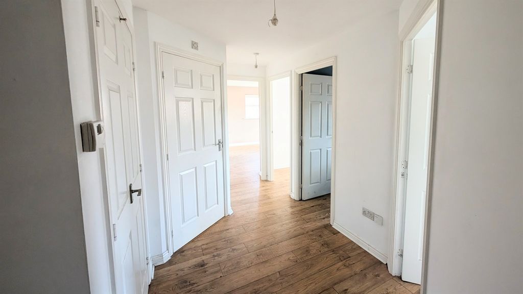 3 bed flat for saleMerlin Road, Birkenhead CH42 photo 2