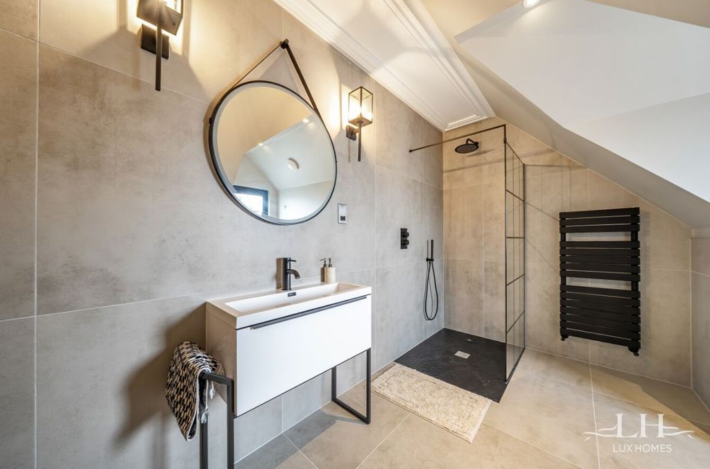 Additional image 15 of 5 bed detached house for saleFreeman Way, Emerson Park RM11