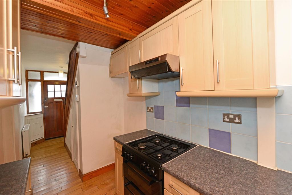 Additional image 8 of 3 bed semi-detached house for saleLynwood Crescent, Leeds LS12