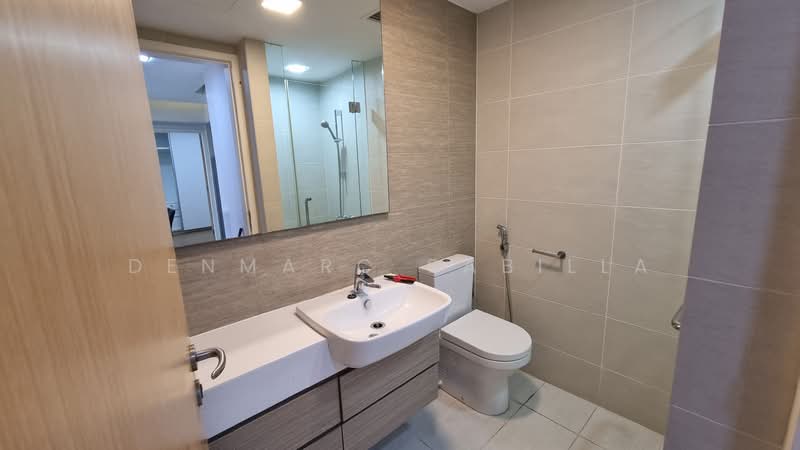 48 Lakeside Drive photo 4