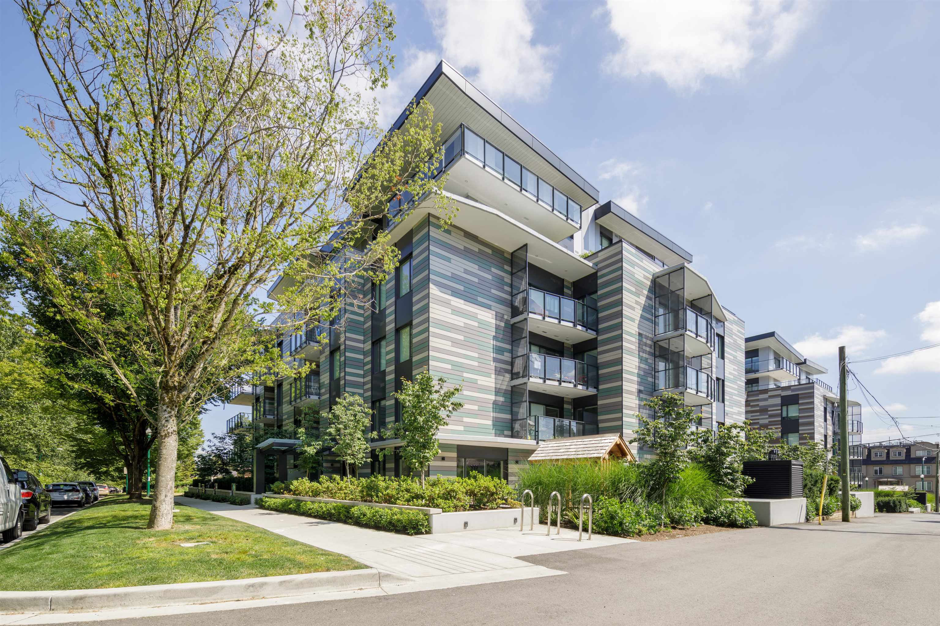 205-488 58th Avenue W, Vancouver, BC, V5X 1V5