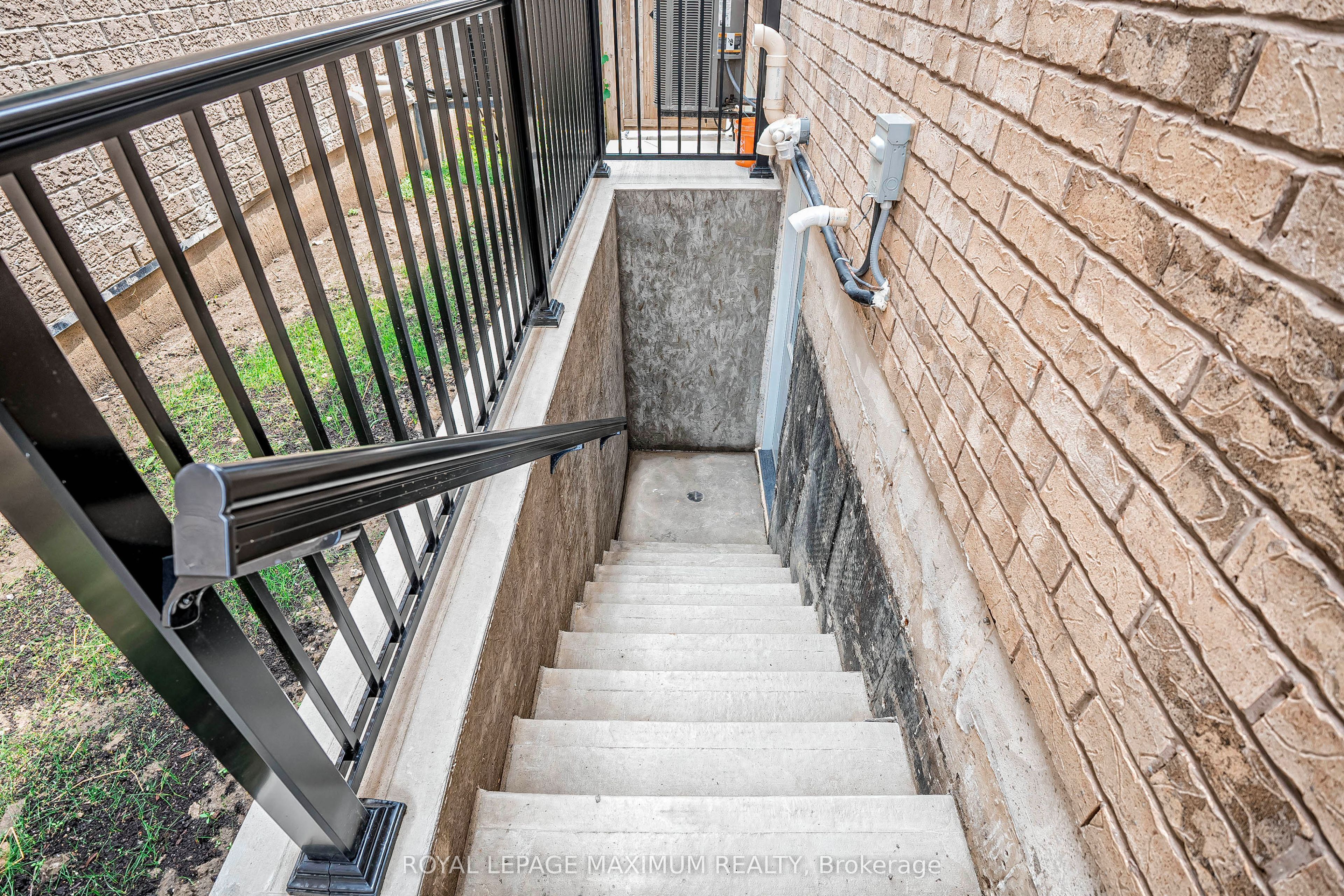 Additional image 3 of Basement-19 Corner Brook Crescent, Vaughan, ON, L4H 0J7