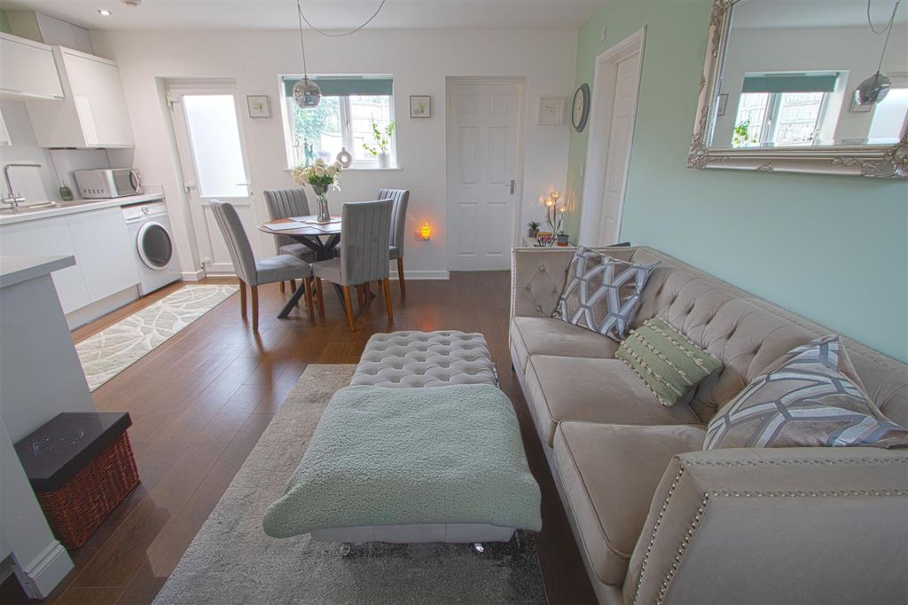 Additional image 2 of 2 bed maisonette for saleLangham Crescent, Billericay CM12