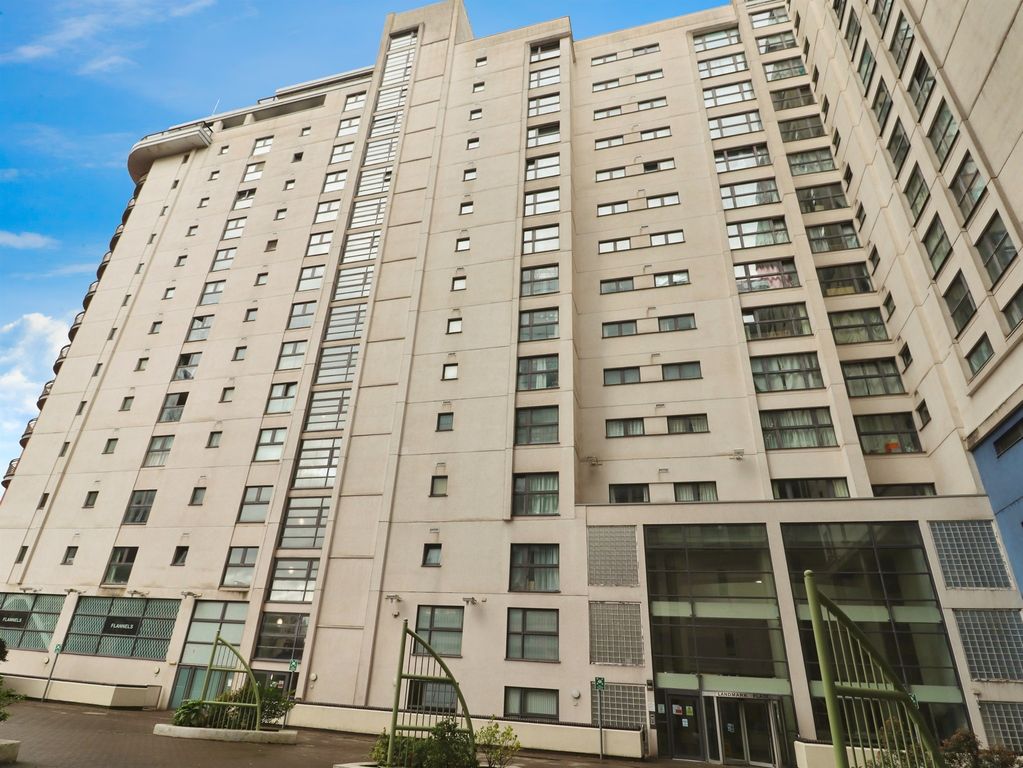 Additional image 2 of 2 bed flat for saleLandmark Place, Cardiff CF10
