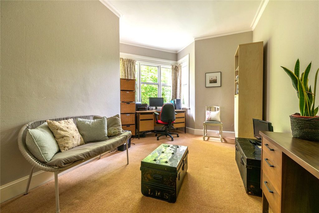 Additional image 15 of 4 bed detached house for saleThe Street, Betchworth, Surrey RH3