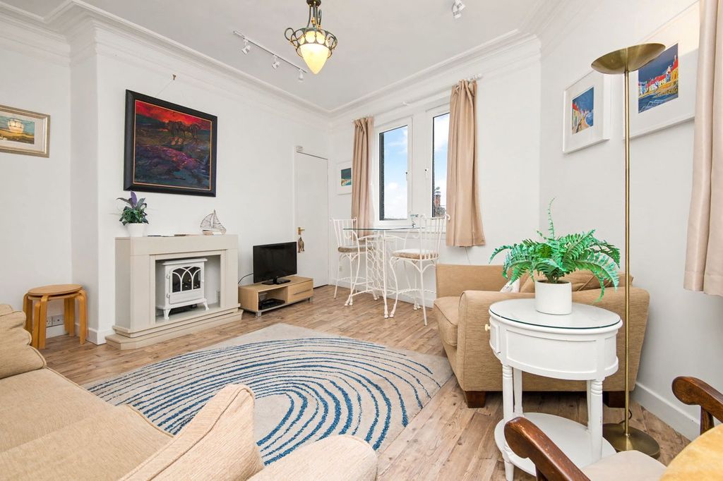 Additional image 4 of 2 bed flat for saleWater Wynd, Pittenweem, Anstruther KY10