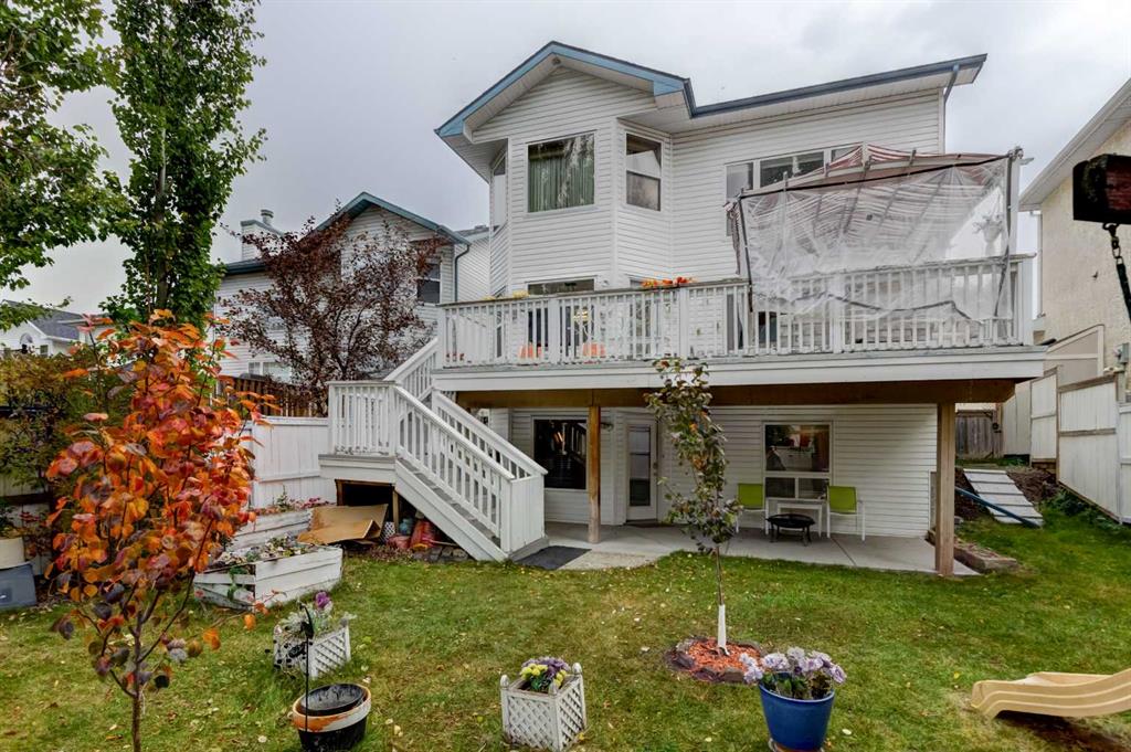 Additional image 3 of 1121 Sierra Morena Court SW, Calgary, AB, T3H 3N1