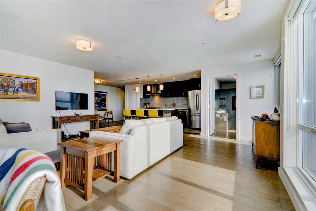 Additional image 4 of 1409-303 13 Avenue SW, Calgary, AB, T2R 0Y9