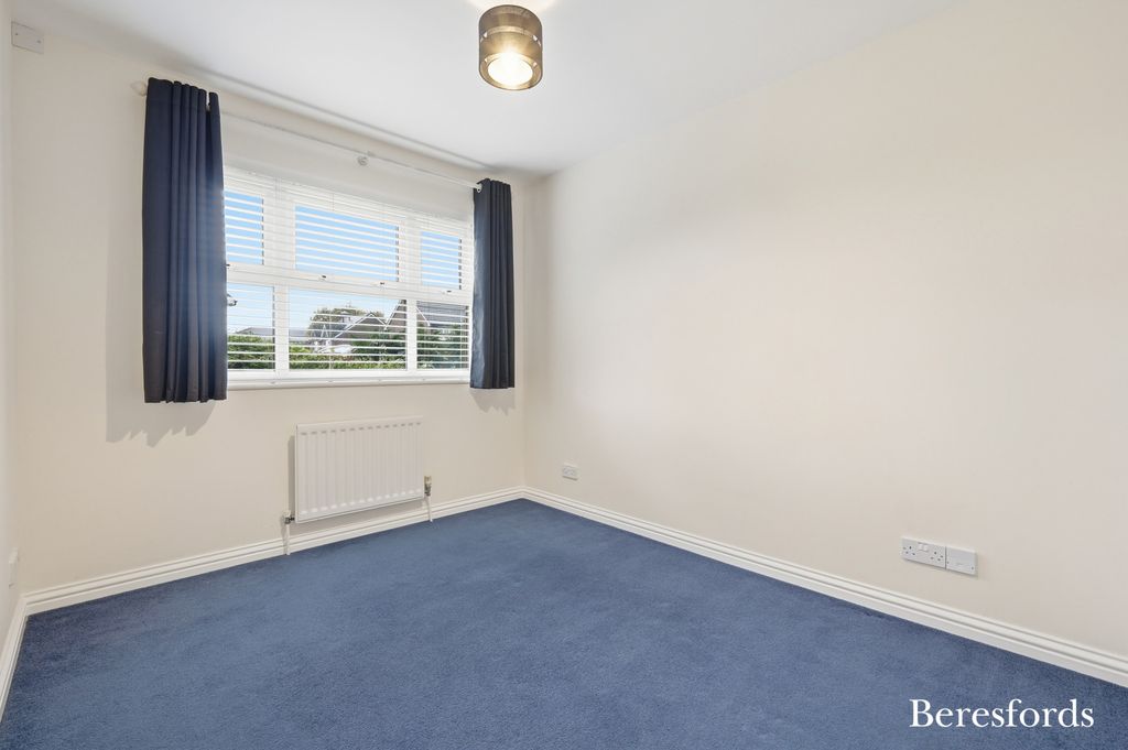 Additional image 5 of 2 bed flat for saleBurns Close, Billericay CM11