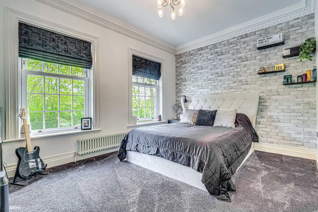Additional image 35 of 5 bed detached house for saleBenfleet Road, Benfleet SS7