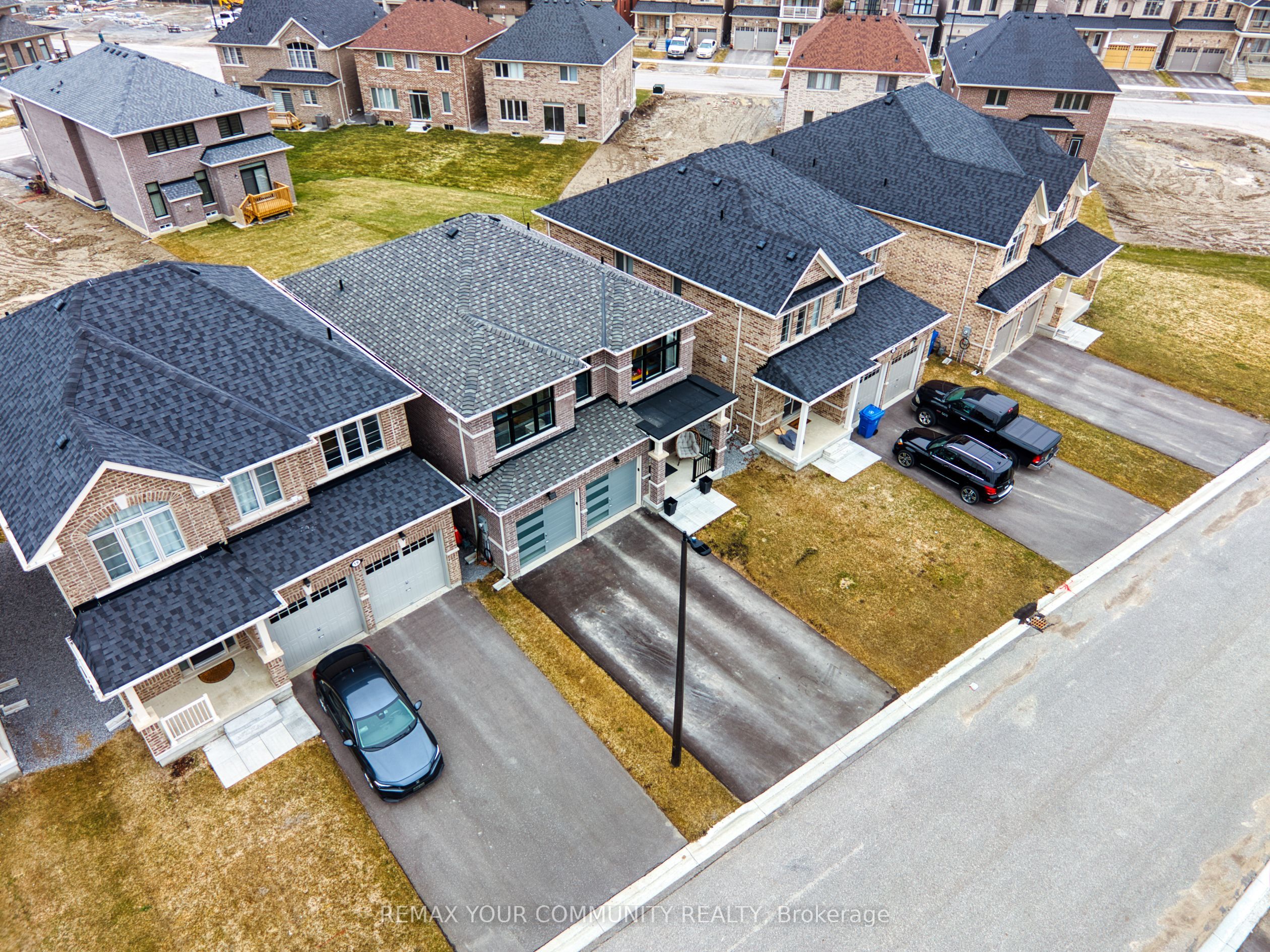 Additional image 3 of 17 Sam Battaglia Crescent, Georgina, ON, L0E 1R0