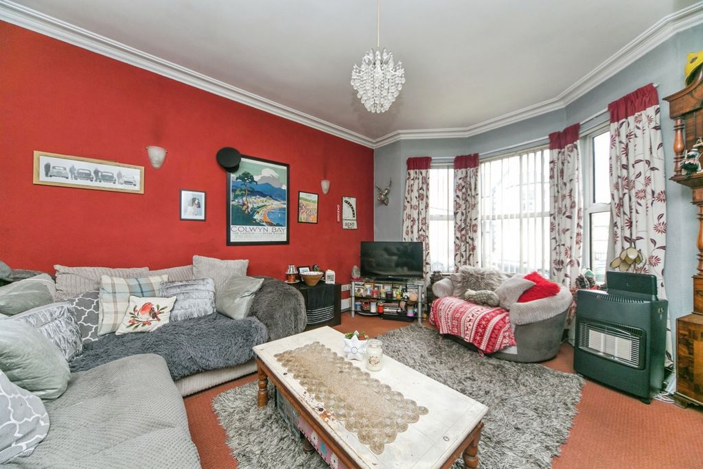 Additional image 2 of 2 bed flat for saleLlewelyn Road, Colwyn Bay, Conwy LL29