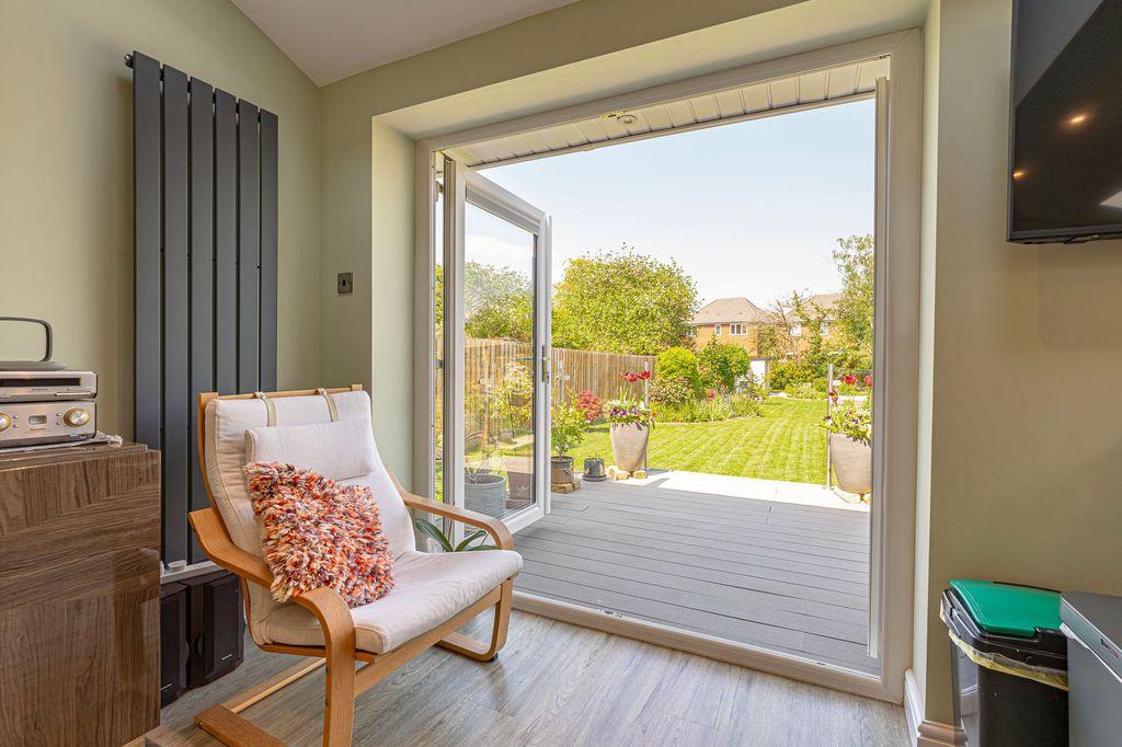Additional image 12 of 3 bed semi-detached house for saleCot Hill, Llanwern NP18