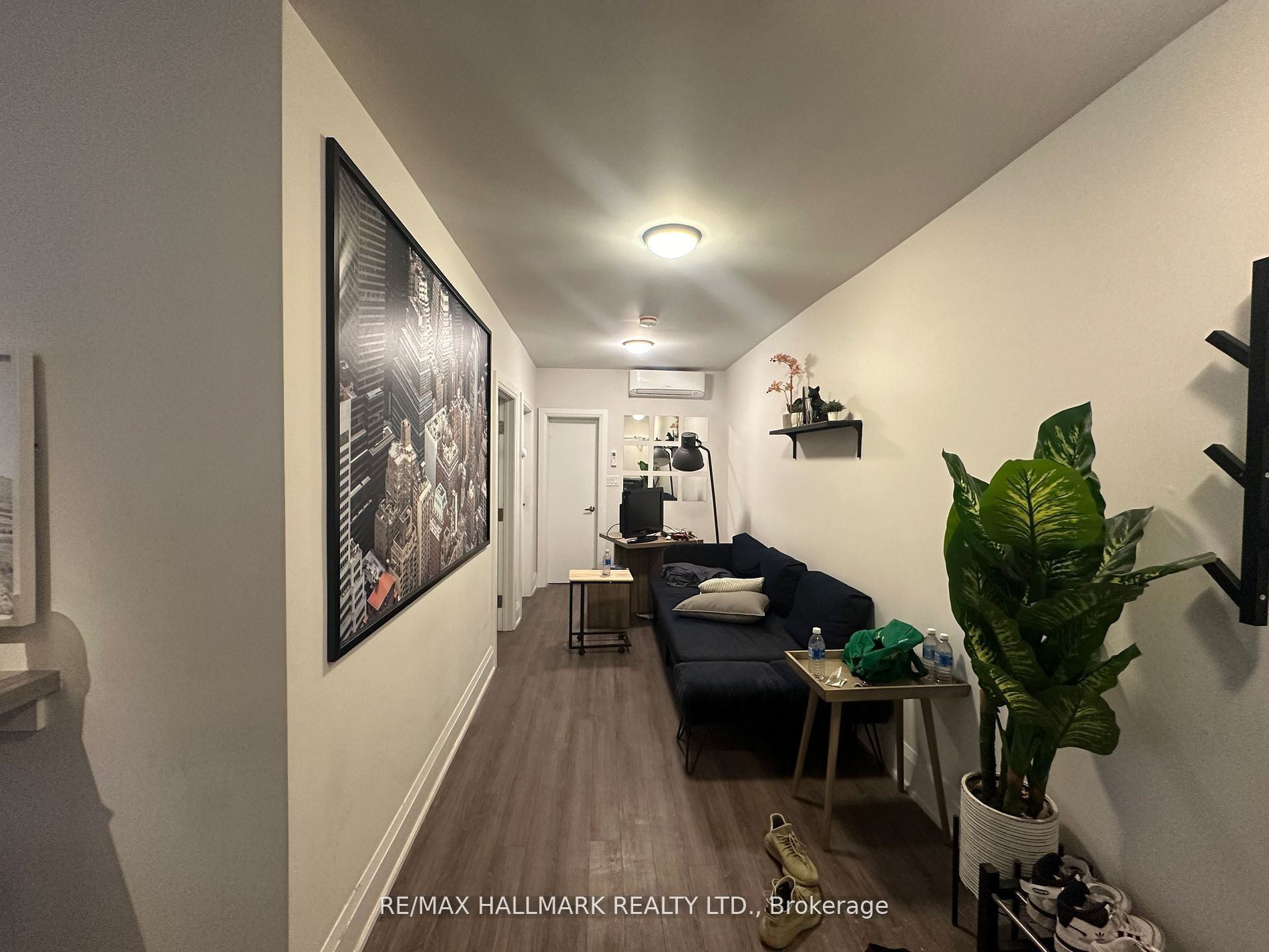 Additional image 4 of 7-595 St Clair Avenue W, Toronto, ON, M6C 1A3