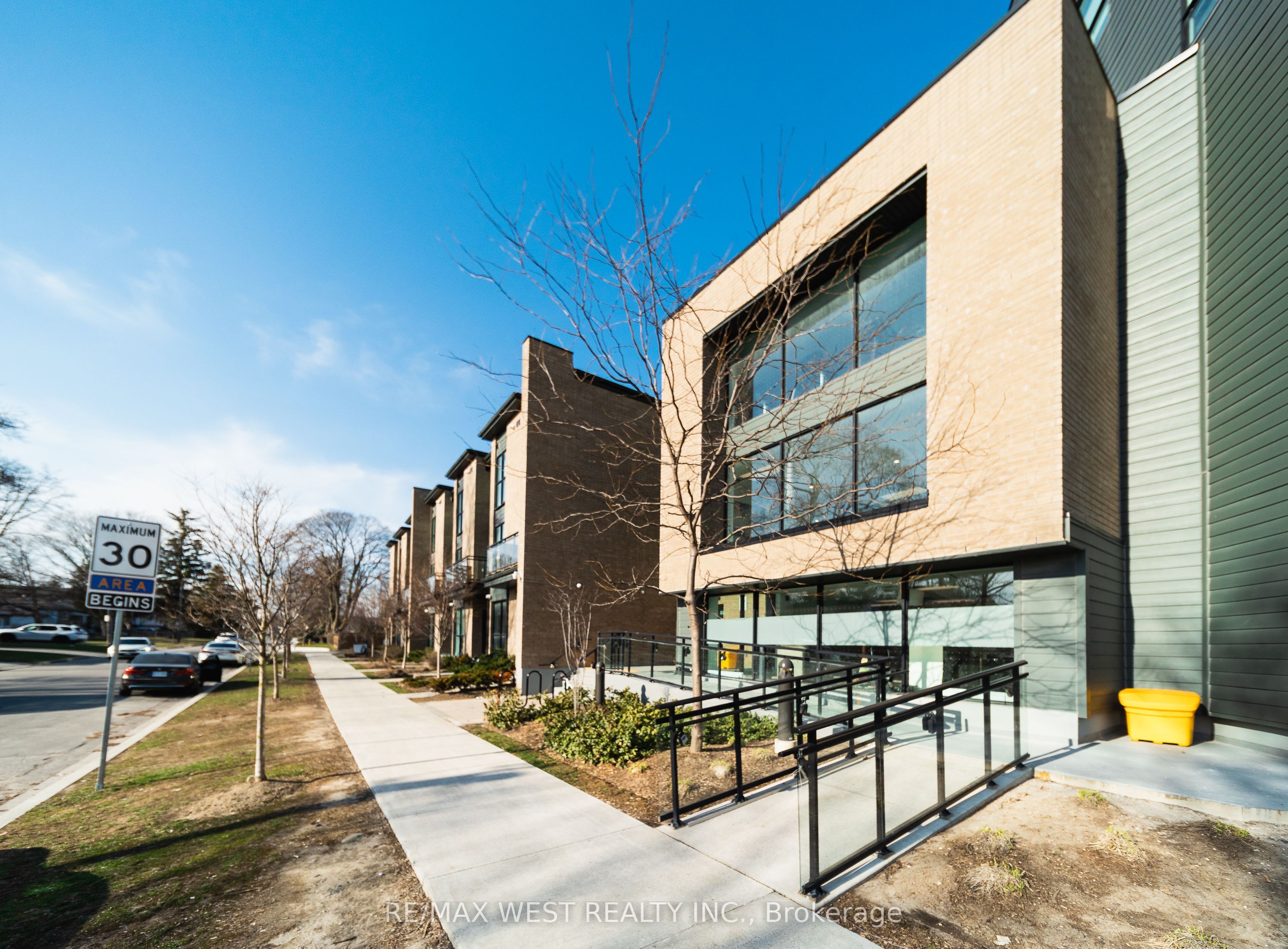 Additional image 2 of 203-1 Falaise Road, Toronto, ON, M1E 0B9