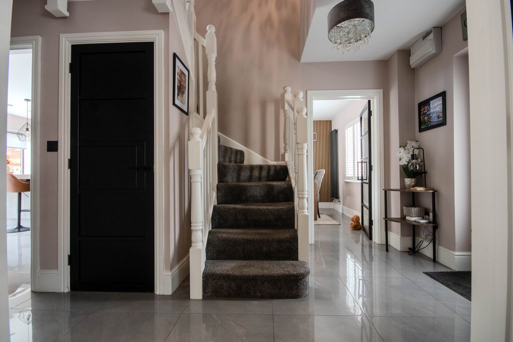 Additional image 12 of 4 bed detached house for saleLong Heath Close, Caerphilly CF83