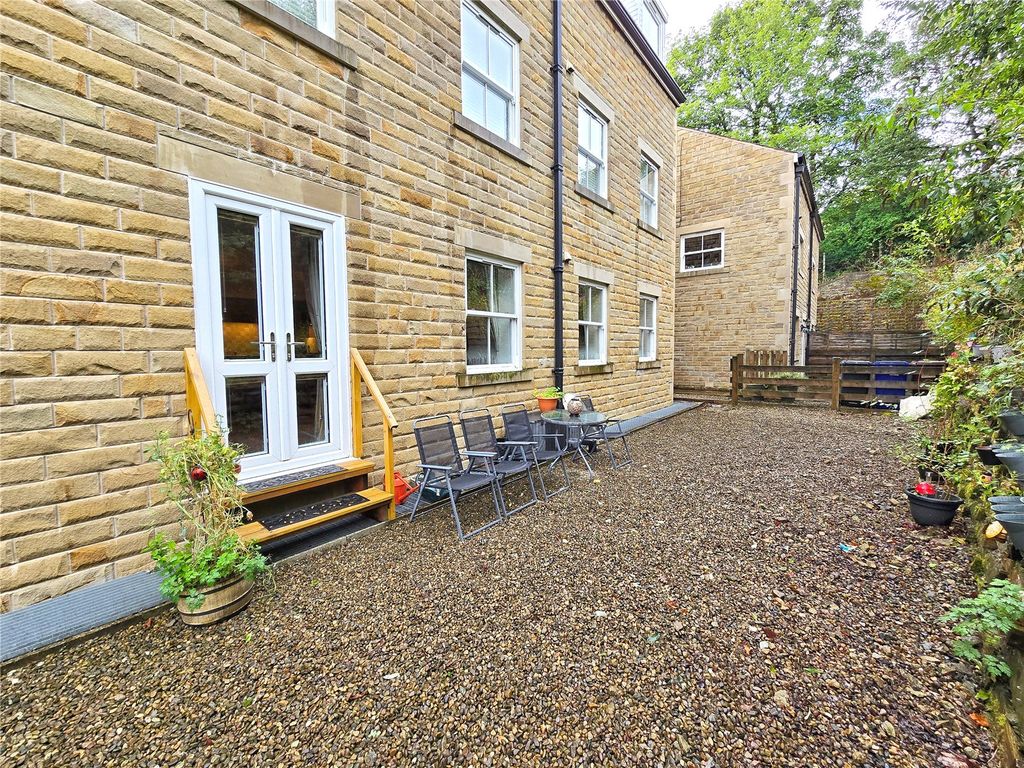 Additional image 5 of 2 bed flat for saleHolly Mount, Holly Mount Way, Rawtenstall, Rossendale BB4
