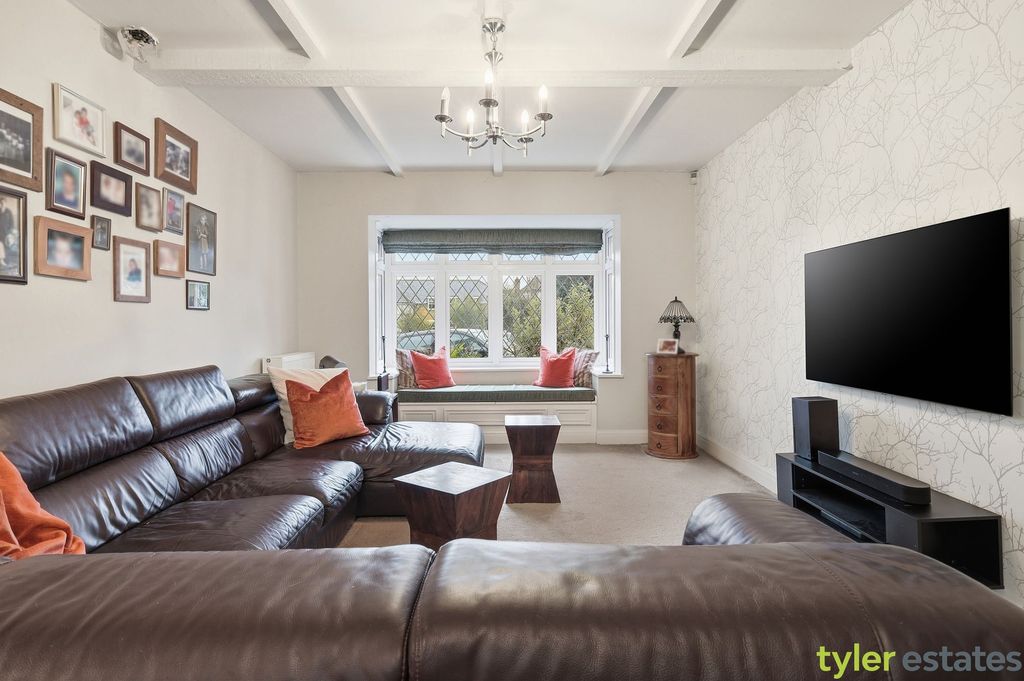 Additional image 11 of 5 bed detached house for saleNoak Hill Road, Billericay CM12