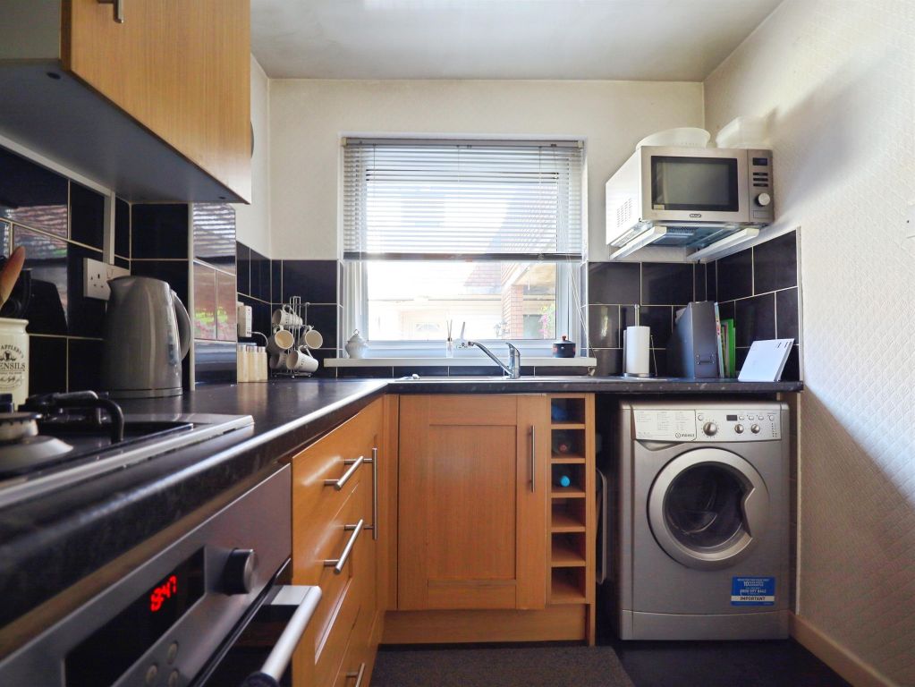 Additional image 9 of 1 bed flat for saleSevenoaks Street, Cardiff CF11