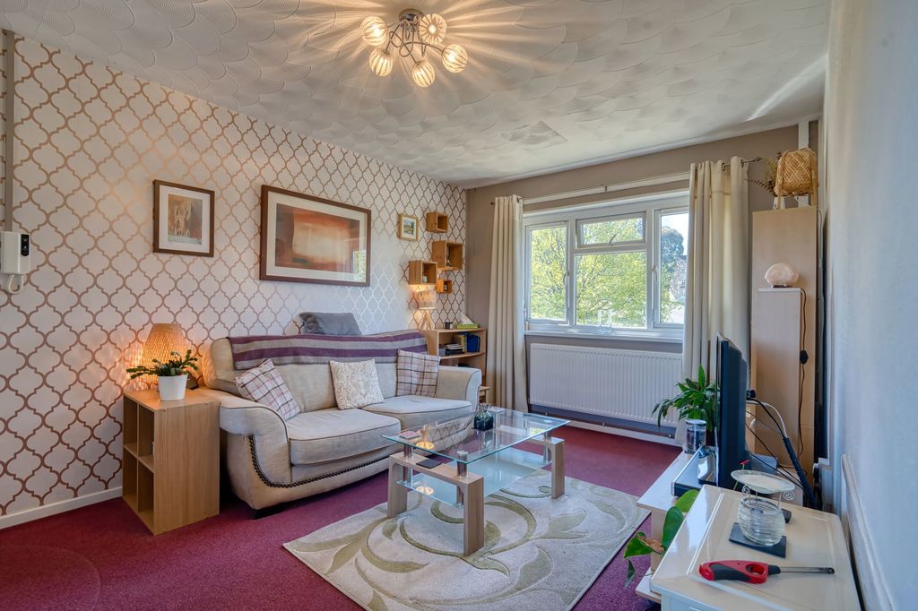 Additional image 2 of 2 bed flat for saleWye Crescent, Bettws, Newport NP20