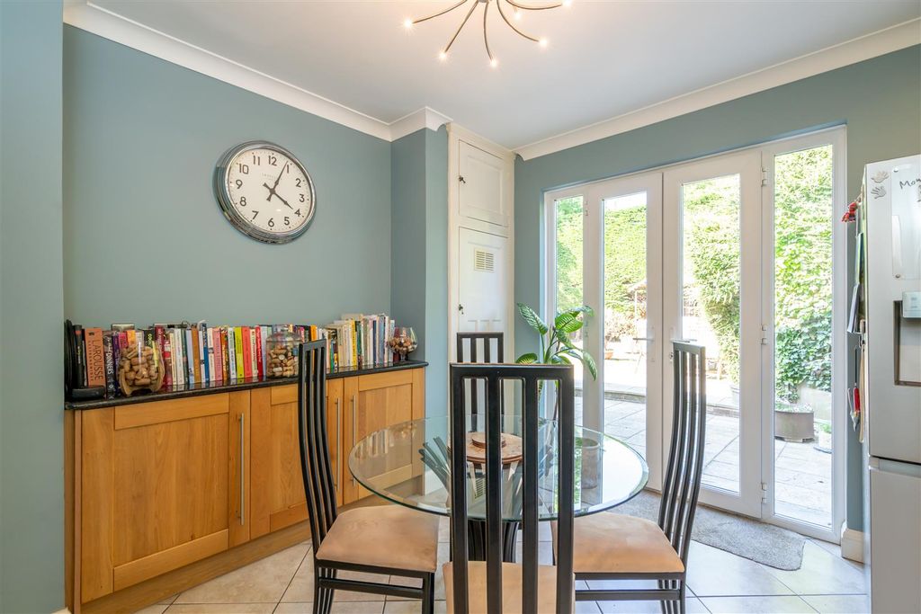 Additional image 8 of 5 bed detached house for saleSilverston Avenue, Aldwick, Bognor Regis PO21