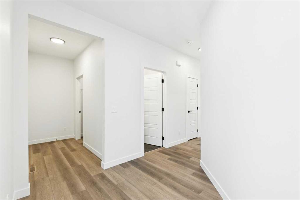 Additional image 5 of 1047 Fowler Road SW, Airdrie, AB, T4B5T2