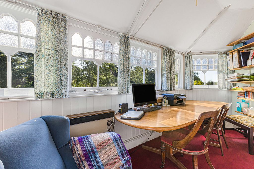Additional image 11 of 6 bed detached house for salePark Crescent, Abingdon OX14