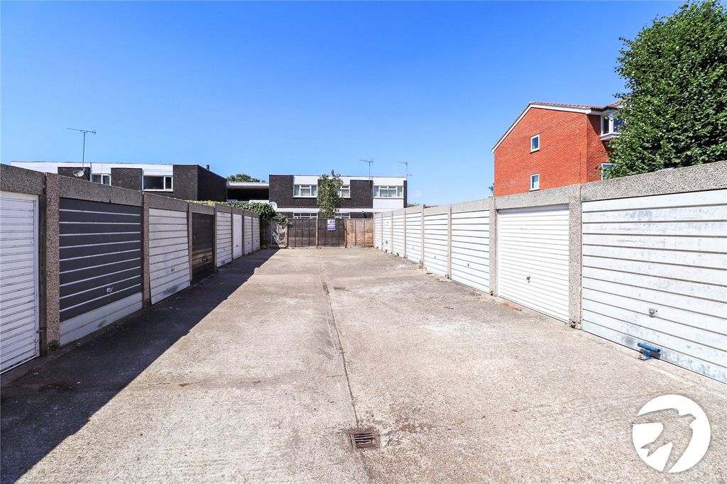 Additional image 9 of 2 bed flat for saleHeathdene Drive, Belvedere DA17