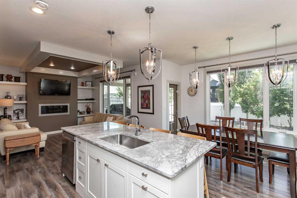 Additional image 5 of 217 Van Slyke Way, Red Deer, AB, T4R 0N8