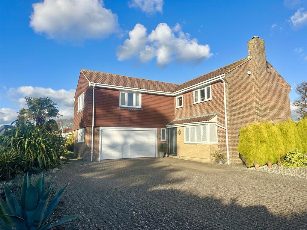 Additional image 5 of 5 bed detached house for saleCoverdale Avenue, Bexhill-On-Sea TN39
