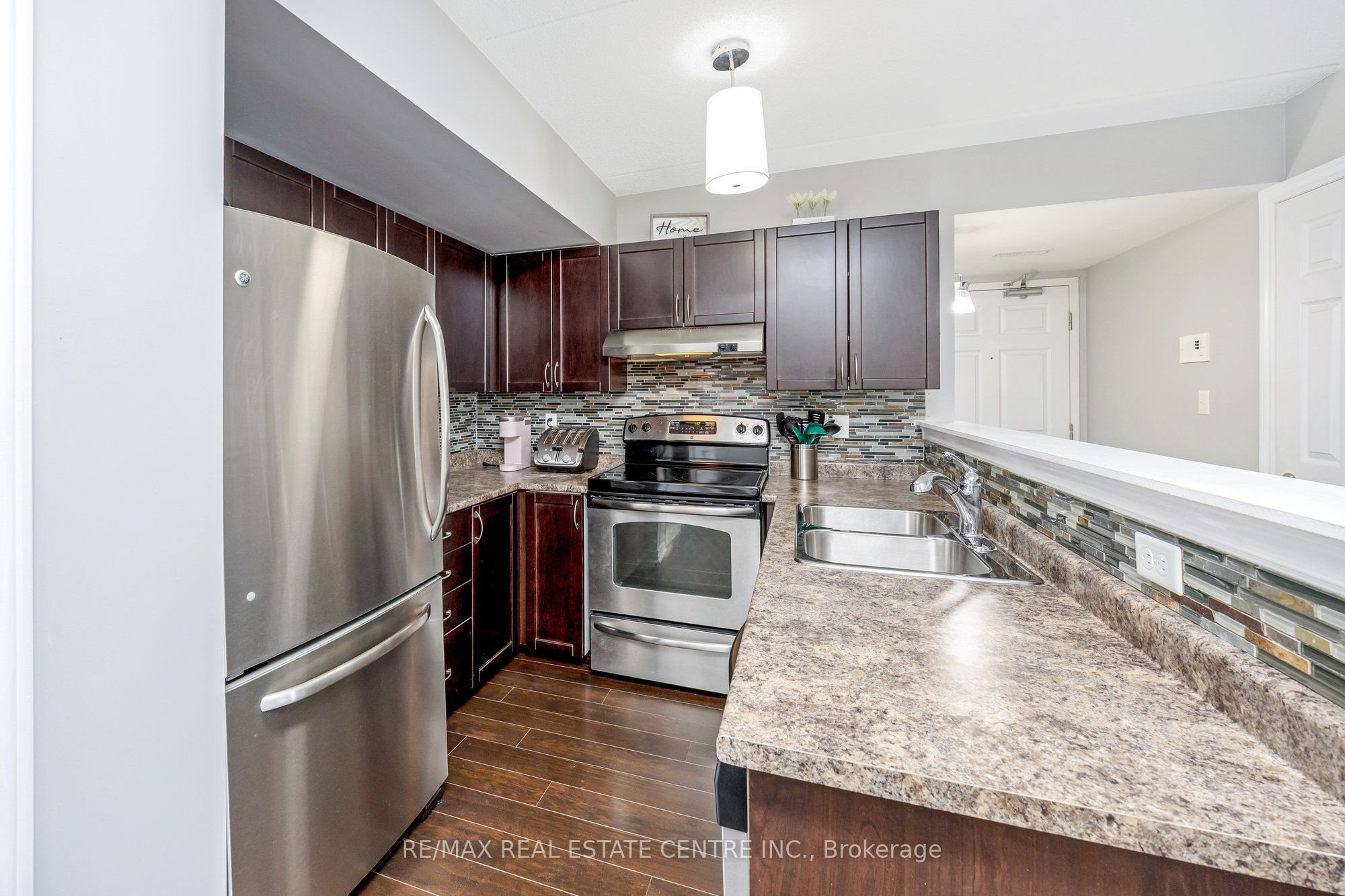 Additional image 2 of 304-1360 Main Street E, Milton, ON, L9T 7S5