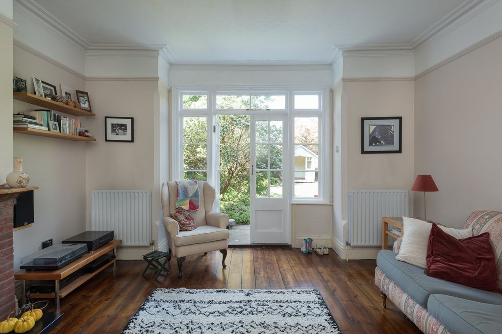 Additional image 2 of 5 bed detached house for saleBeverley Crescent, Bedford, Bedfordshire MK40