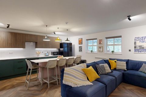Leazes Parade Holland Drive, Newcastle NE2, Room to rent