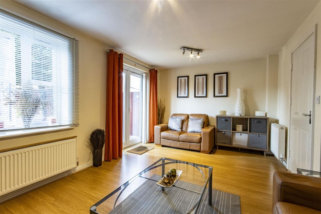 Additional image 2 of 4 bed town house for saleRegent Gardens, Canal Wharf, Chesterfield S41