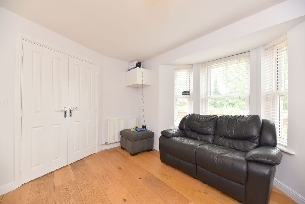 Additional image 12 of 5 bed detached house for saleDevon Drive, Biggleswade SG18