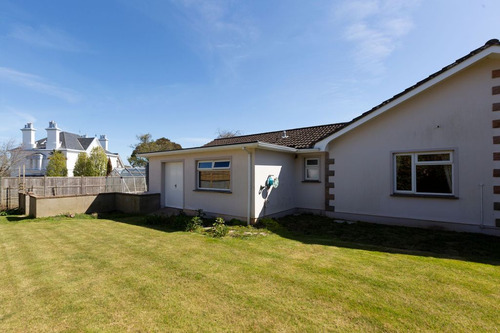 Additional image 36 of 3 bed bungalow for saleLe Parcot, La Longue Rue, St Martin JE3