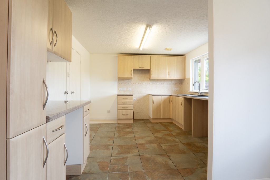 Additional image 10 of 3 bed detached bungalow for saleSpringfield Terrace, Alness IV17