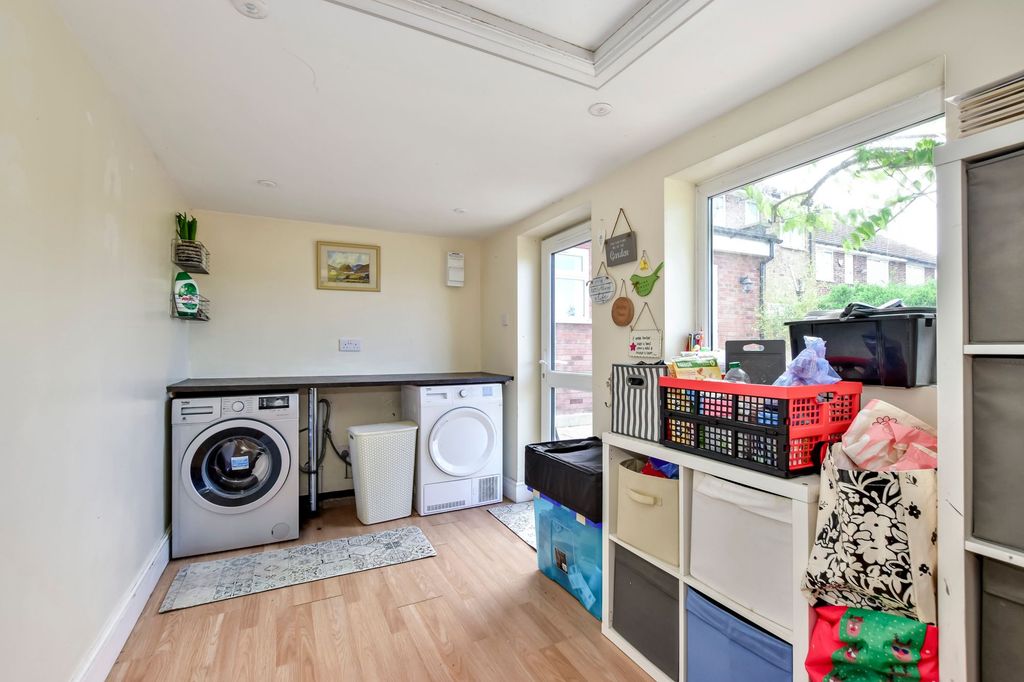 Additional image 15 of 4 bed semi-detached house for saleTibbs Hill Road, Abbots Langley WD5