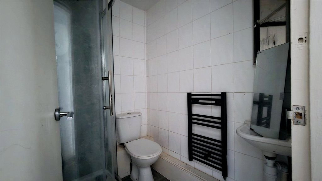 Additional image 6 of 1 bed flat for saleSt. Cybi Street, Holyhead, Isle Of Anglesey LL65