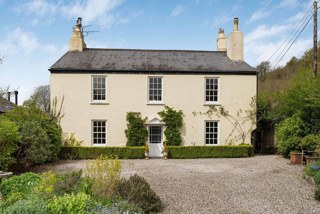 4 bed detached house for saleStation Road, Buckfastleigh TQ11