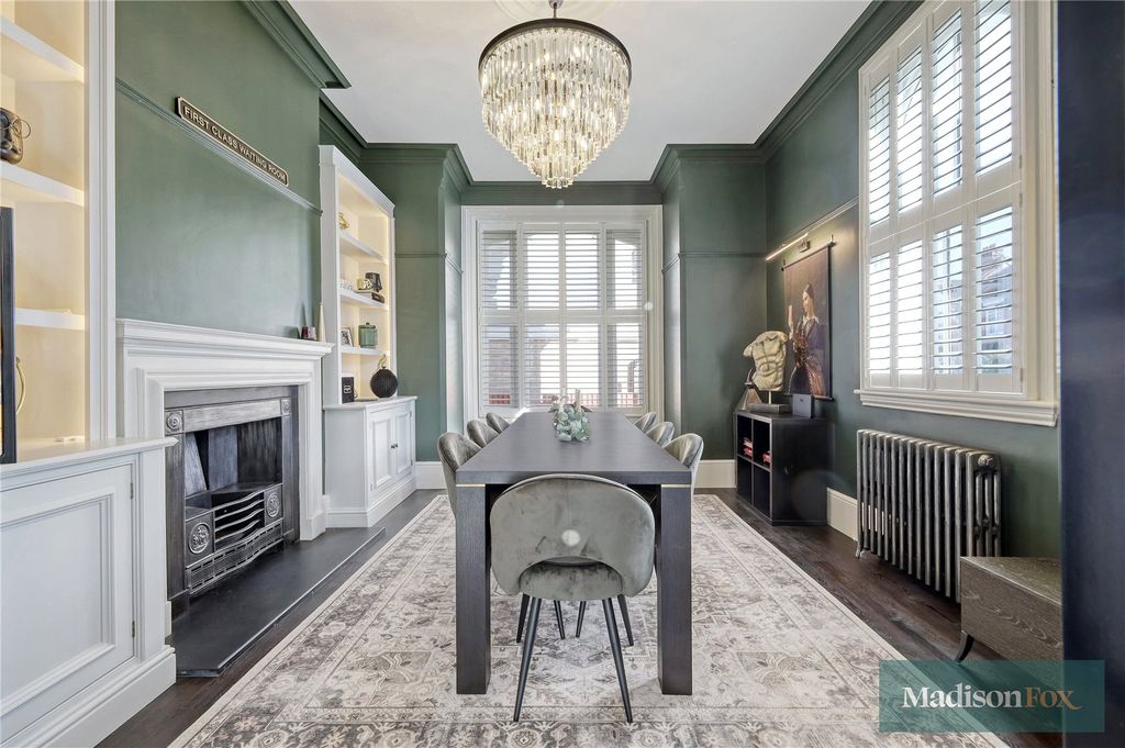 Additional image 8 of 5 bed detached house for saleQueens Road, Buckhurst Hill, Essex IG9