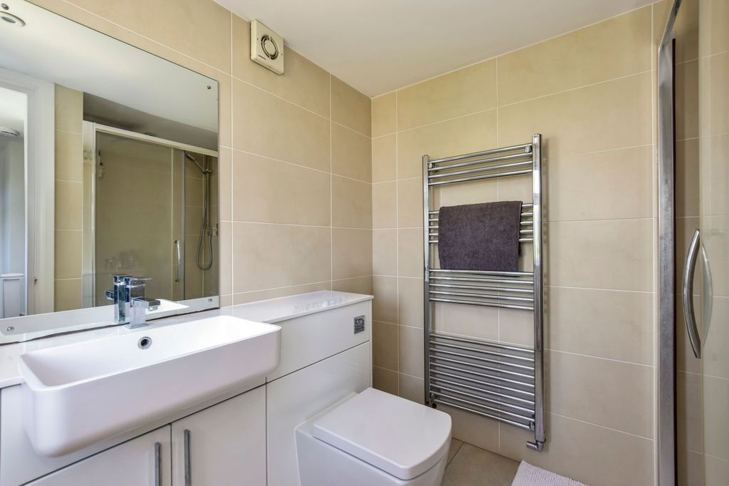 Additional image 25 of 4 bed semi-detached house for saleTibbs Hill Road, Abbots Langley WD5