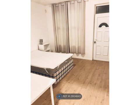 Exeter Road, Nottingham NG7, Room to rent