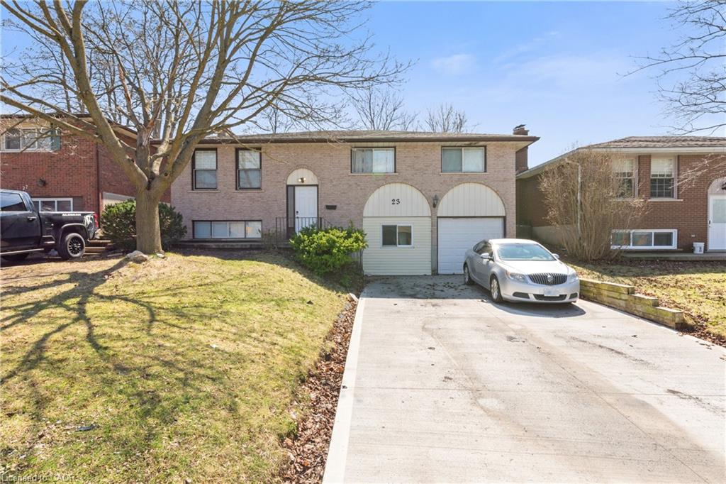 23 Amherst Drive, Kitchener, ON, N2P 1E1